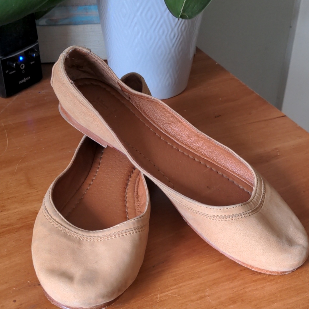 Frye Tan Nubuck Leather Ballet Flats 9 B